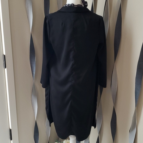 High side-slit, Black open coat - Picture 8 of 9